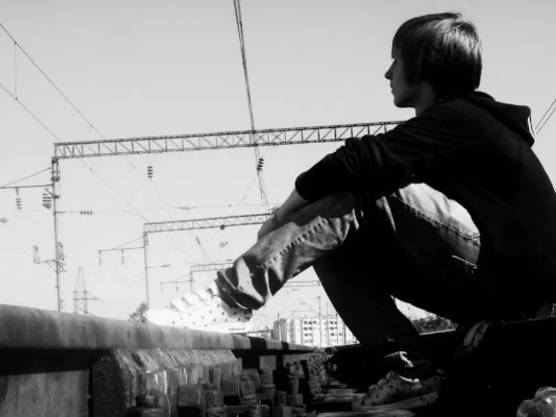 Nổi bật tâm tư qua ảnh nền buồn tâm trạng