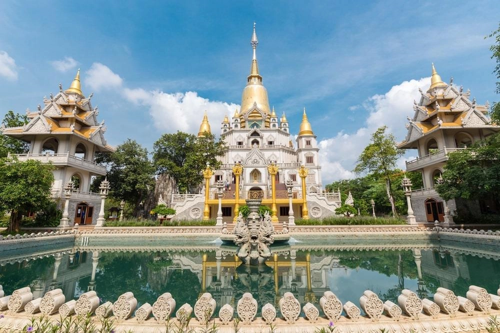 Các nghi lễ và lễ hội tại đền chùa Việt Nam