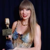 Taylor Swift: Hành Trình Từ Nữ Ca Sĩ Truyền Cảm Hứng Đến Biểu Tượng Âm Nhạc Thế Kỷ 21