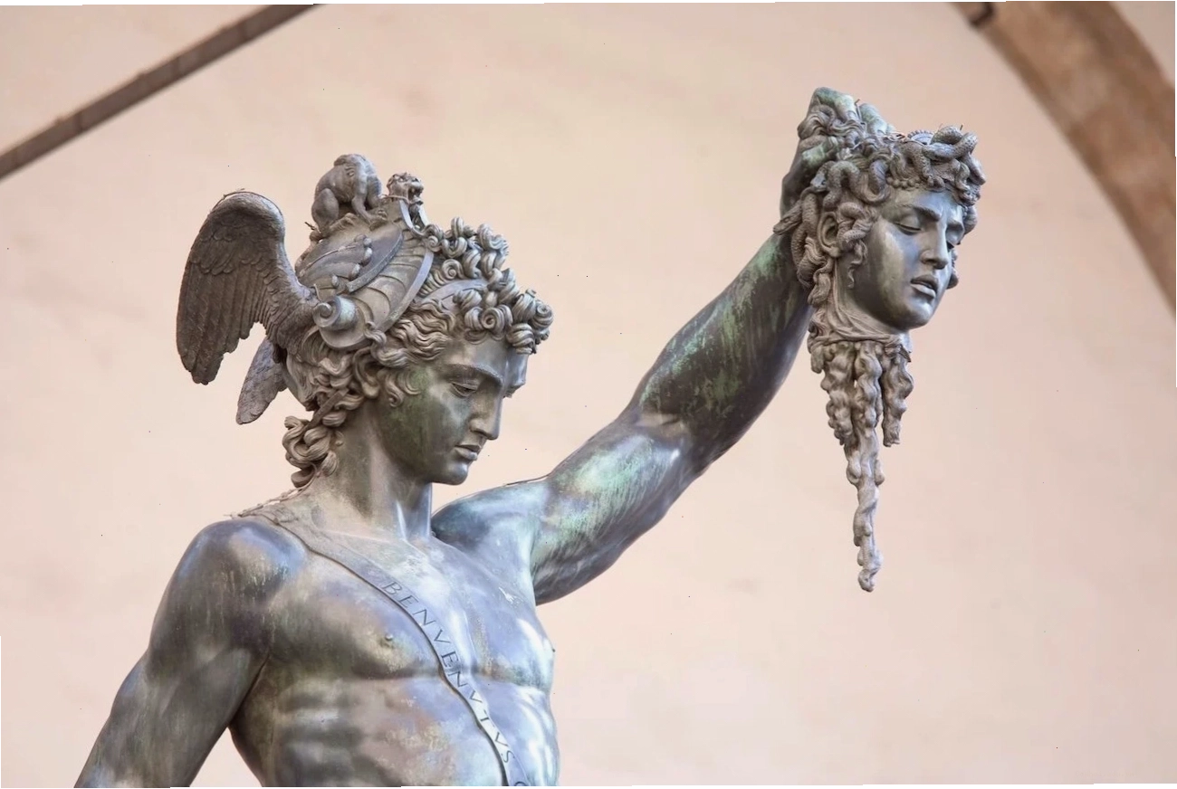 Anh hùng Perseus