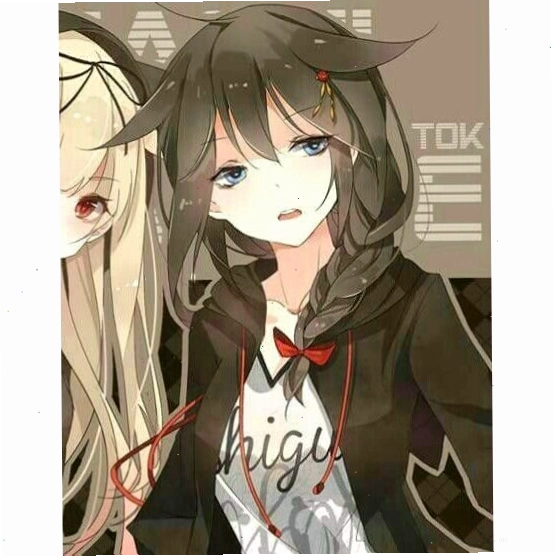 Avatar đôi anime hành động với trang phục chiến đấu ấn tượng