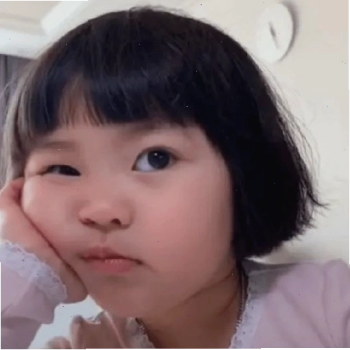 Avatar em bé cute với biểu cảm chán nản