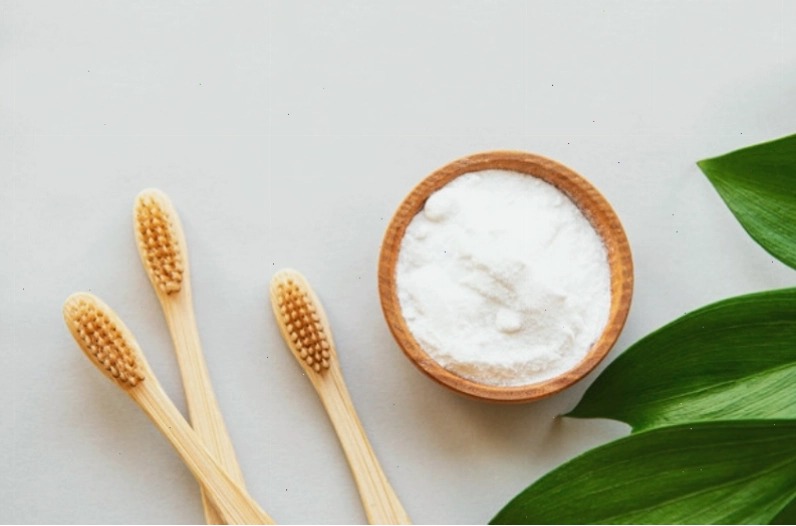 Baking soda là cách làm trắng răng được khá nhiều người áp dụng