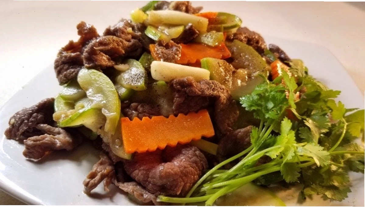 Bầu xào thịt bò