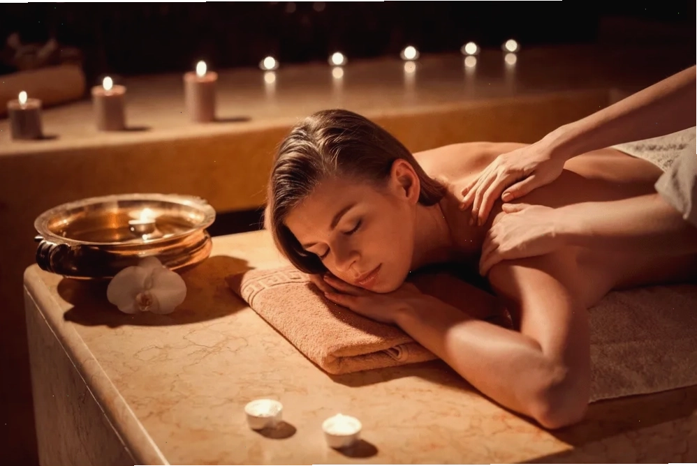 Các bước sơ chế gừng nghệ trước khi ngâm rượu hạ thổ