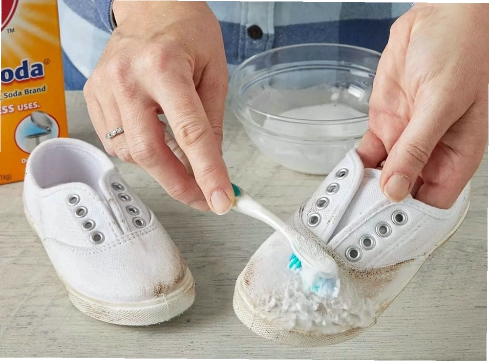 Cách làm sạch giày trắng bằng baking soda – Hiệu quả, dễ làm tại nhà