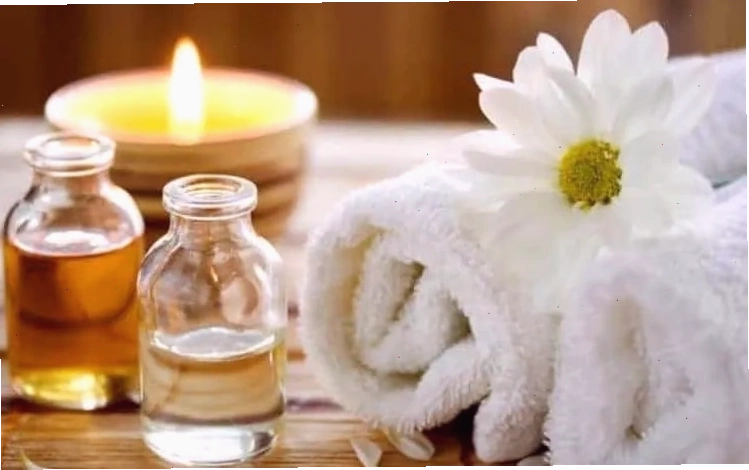 Cách massage làm to ngực