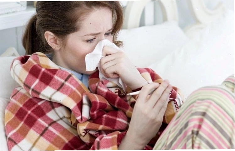 Cảm lạnh, xì mũi liên tục và quá mạnh có thể khiến phụ nữ bị chảy máu cam