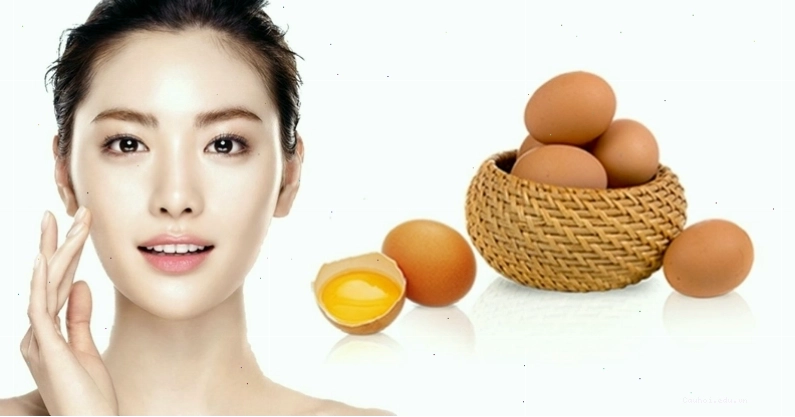 Căng da mặt bằng trứng gà giúp loại bỏ vết thâm nám, làn da mịn màng hơn