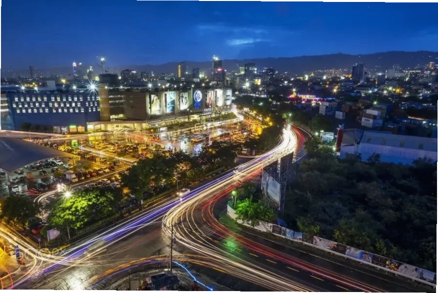 Cảnh quan núi Osmeña nhìn từ trên cao