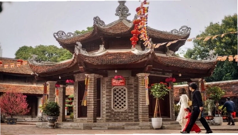 Caption đi chùa thả thính cực chất