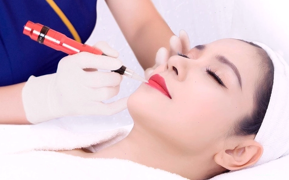 Chăm sóc môi sau phun đúng cách giúp môi nhanh lành và lên màu đẹp