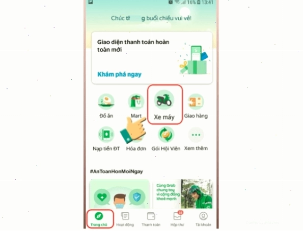Chọn dịch vụ Xe máy (GrabBike) trên ứng dụng