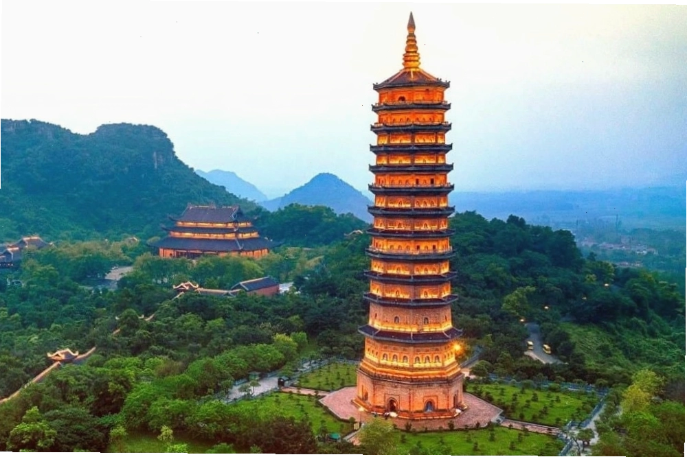 Chùa Bái Đính - Ngôi chùa lớn nhất Đông Nam Á
