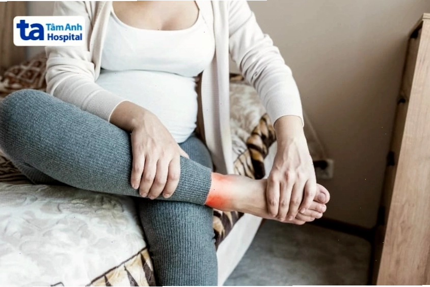 Chuột rút là triệu chứng thường gặp khi mang thai tuần 19
