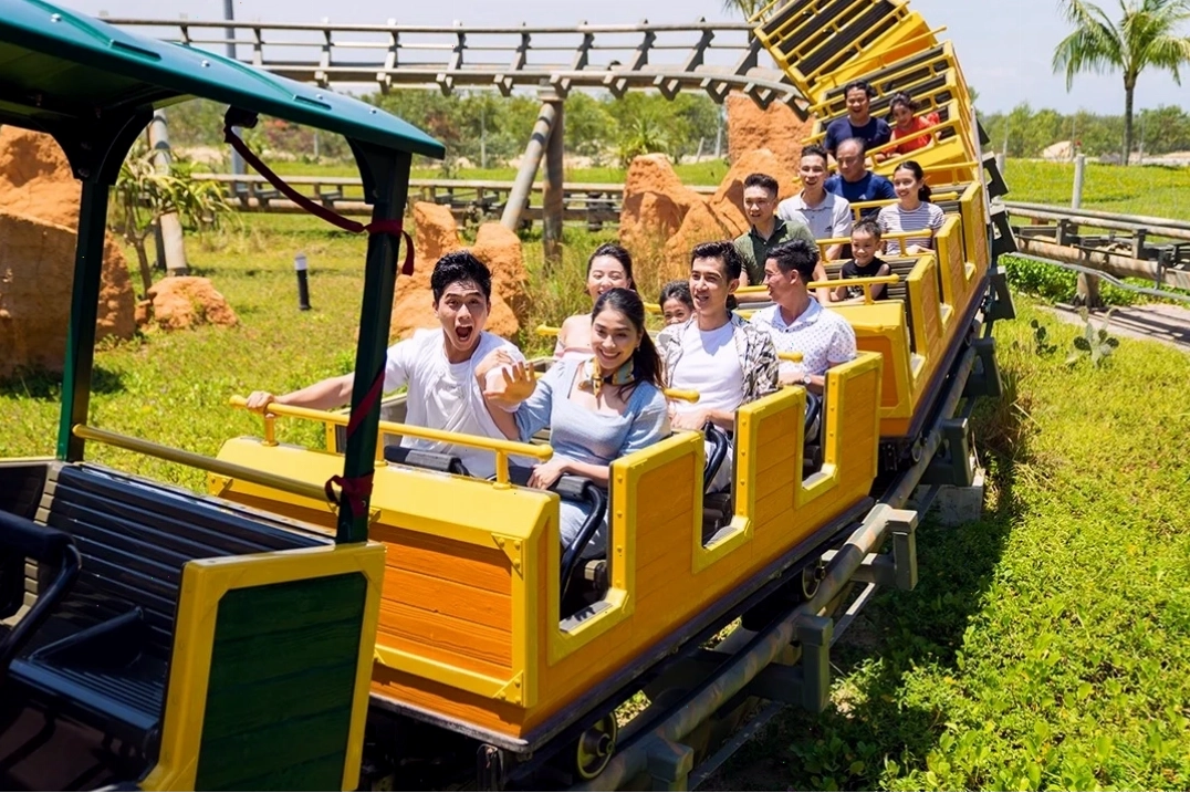 Con đường mòn trong rừng Bạch Mã