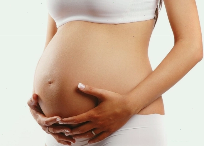 Đặc điểm của nước ối và ảnh hưởng khi rỉ ối