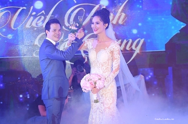 Doanh nhân Việt Anh và người đẹp Sang Lê trong ngày cưới
