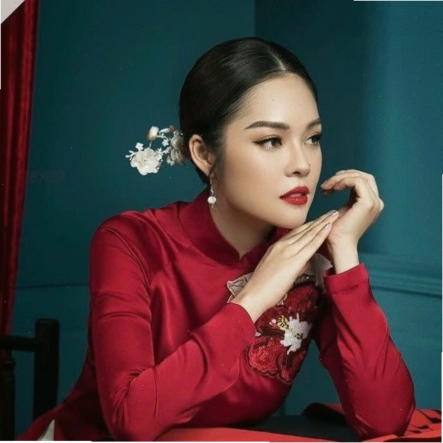 Dương Cẩm Lynh thời trẻ