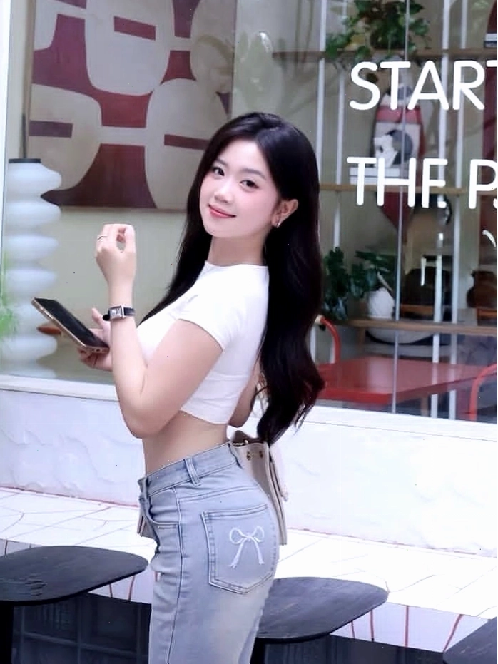 Gái xinh đẹp nhất Việt Nam sở hữu thần thái nổi bật