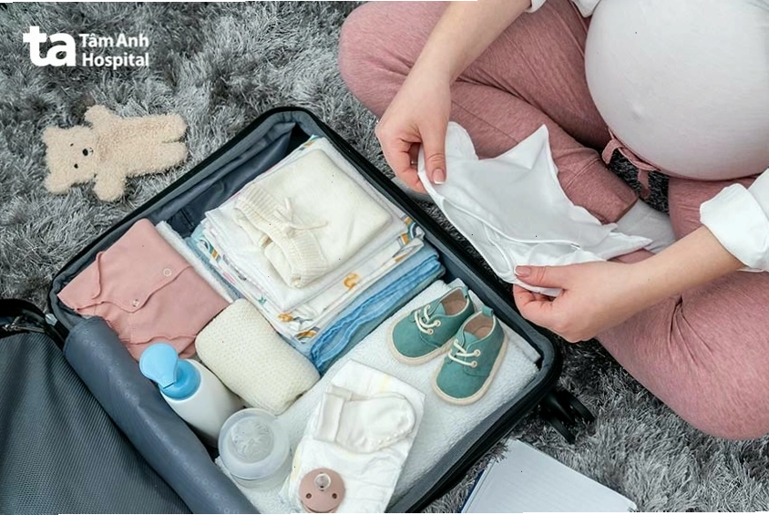 Giỏ đồ đi sinh đã được chuẩn bị sẵn sàng