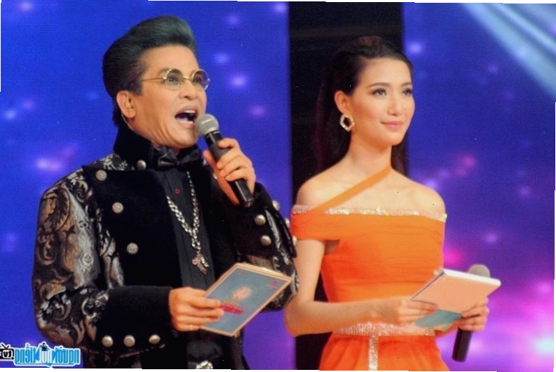 Hình ảnh chân dung nghệ sĩ Thanh Bạch