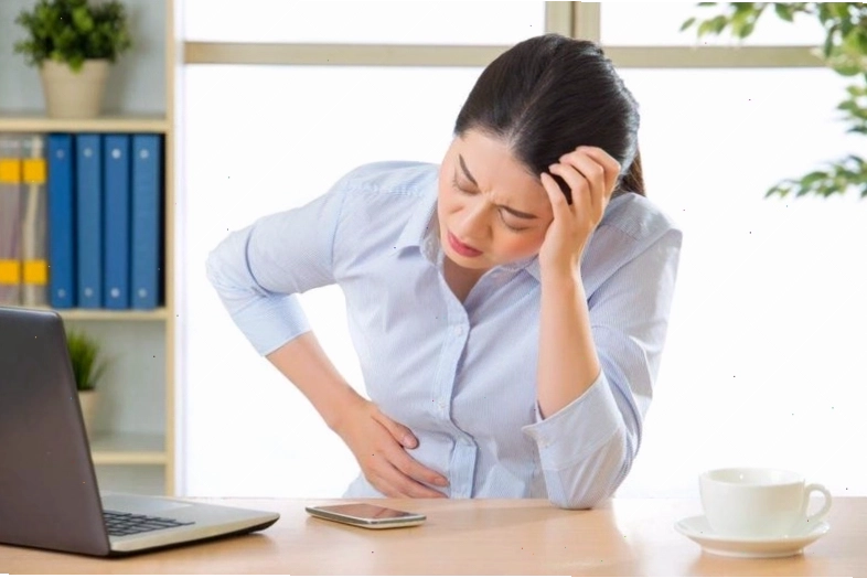 Hình ảnh minh họa các bước sơ cứu khi bị nấc cụt