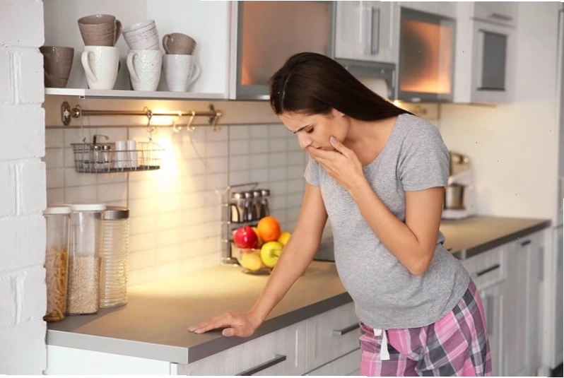 Hình ảnh minh họa phụ nữ mang thai bị ốm nghén