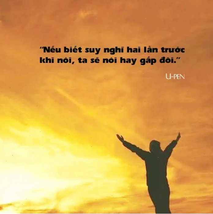 Hình ảnh một người đang suy nghĩ và phân tích vấn đề
