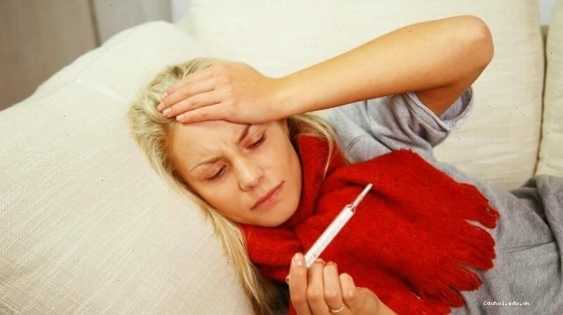 HIV gây suy nhược cơ thể và biến chứng về gan, thận