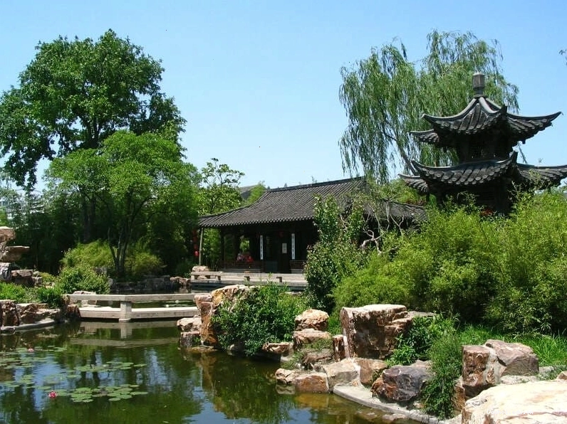 Khung cảnh hoàng hôn lãng mạn tại Tử Cấm Thành