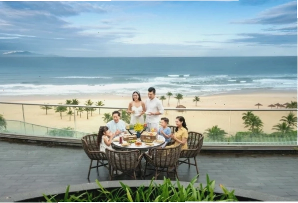 Khung cảnh thiên nhiên thơ mộng xung quanh khu vực Phong Nha