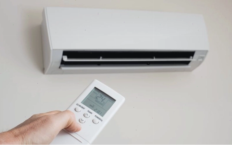Kiểm tra máy lạnh trước khi vệ sinh