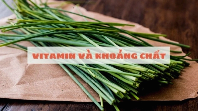 Lá hẹ tươi cung cấp nhiều vitamin và khoáng chất