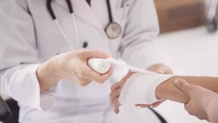 Luôn giữ vết thương sạch sẽ và khô ráo để phòng ngừa nhiễm trùng