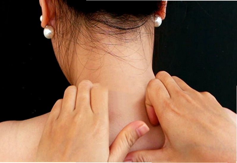 Massage cổ vai gáy giúp thư giãn và giảm căng thẳng.