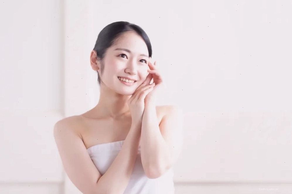 Mặt nạ khoai tây và mật ong tốt cho da mụn