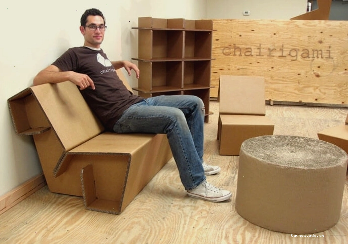 Mẫu ghế sofa làm từ bìa carton với thiết kế hiện đại, sang trọng