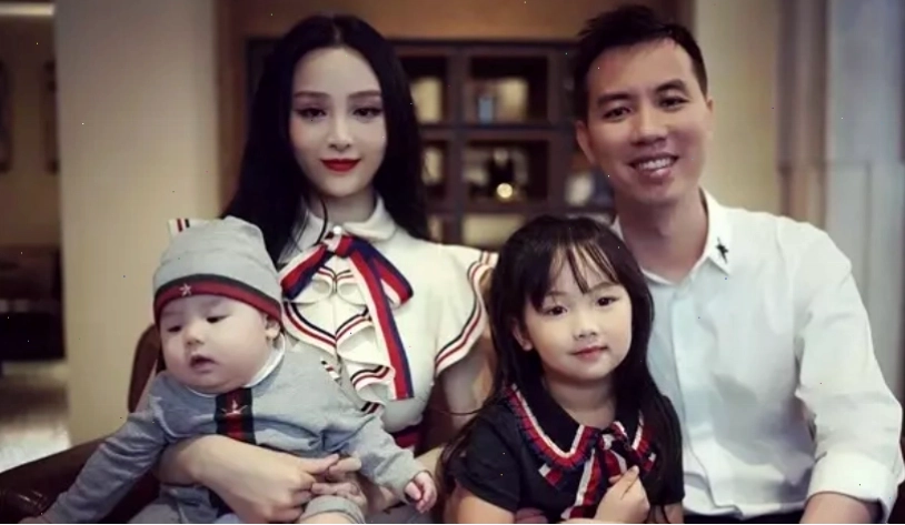 Mẹ chồng Huyền Baby trẻ trung và yêu chiều con dâu