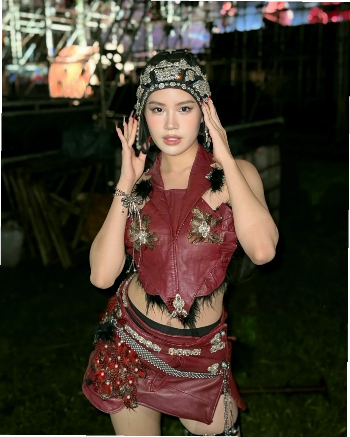 Nữ rapper Pháo khoe nhan sắc xinh đẹp và phong cách thời trang ấn tượng