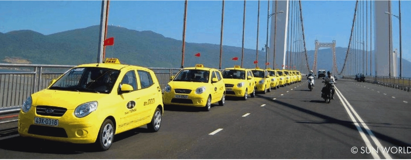 Taxi là phương tiện được du khách lựa chọn nhiều nhất khi di chuyển từ Đà Nẵng đến Bà Nà Hills.