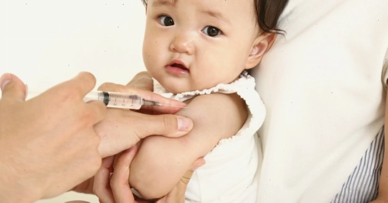 Tiêm phòng vắc xin ngừa phế cầu là biện pháp hiệu quả giúp phòng viêm tai giữa ở trẻ