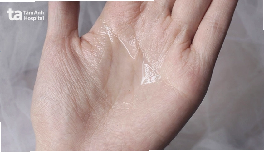 Tinh trùng loãng thường có màu trắng trong như nước