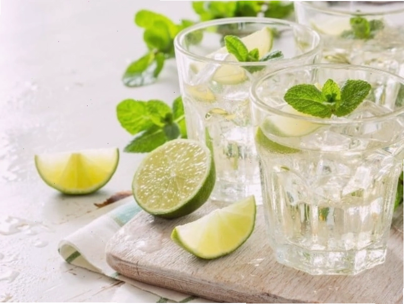 Tự tạo nước kiềm đơn giản tại nhà với chanh tươi