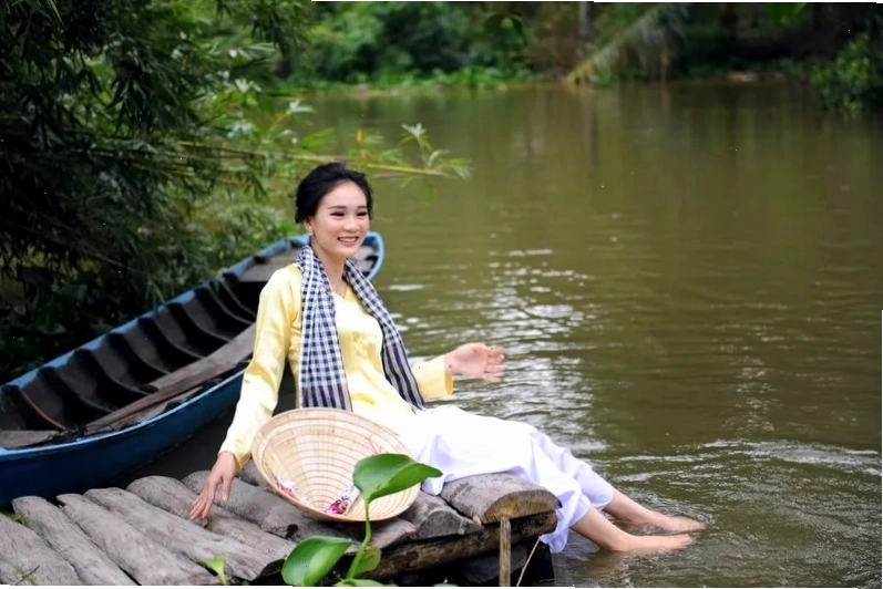 Vẻ đẹp của áo bà ba trong đời sống hiện đại