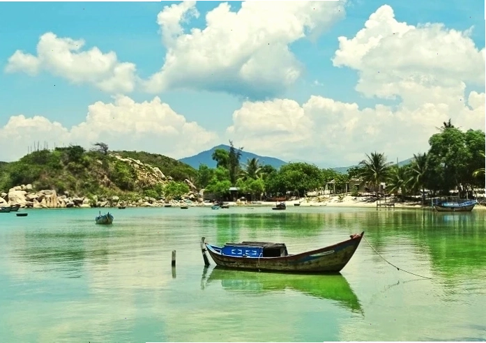 Vẻ đẹp hoang sơ của Đảo Hòn Ông
