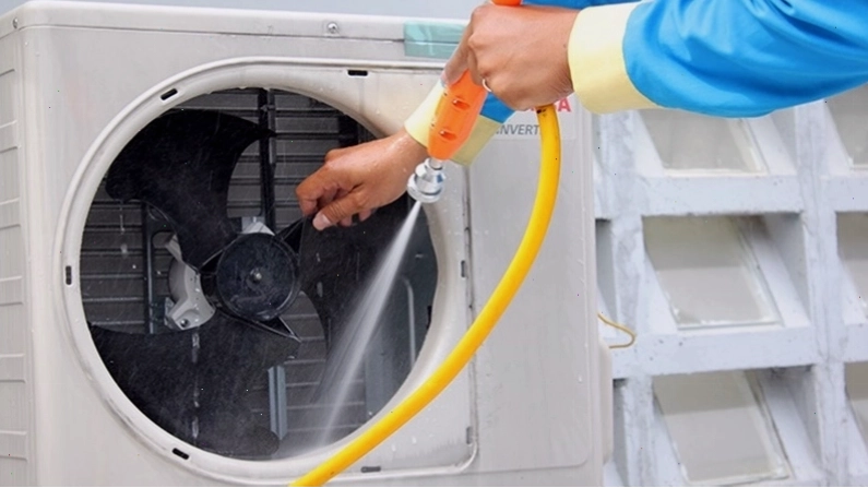 Vệ sinh dàn nóng máy lạnh