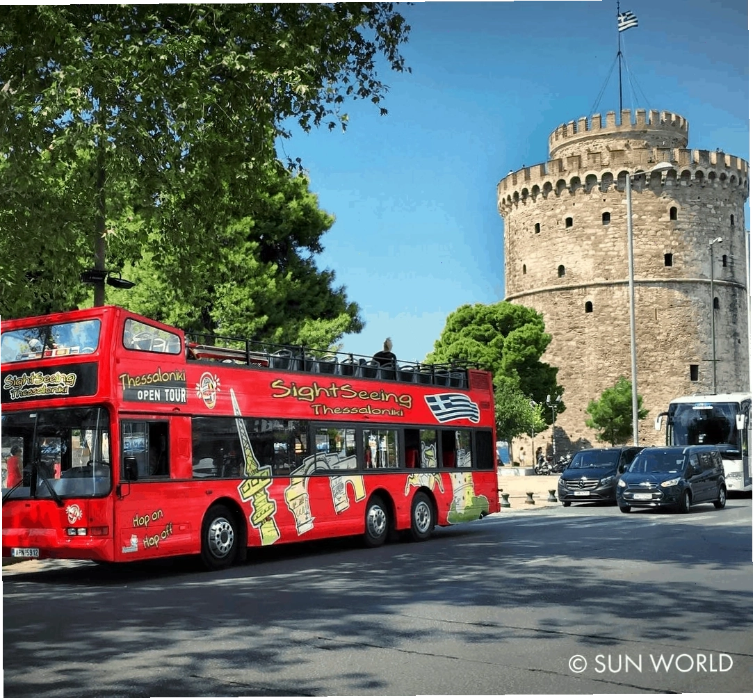 Xe bus 2 tầng đón du khách từ trung tâm Đà Nẵng đến Sun World Ba Na Hills