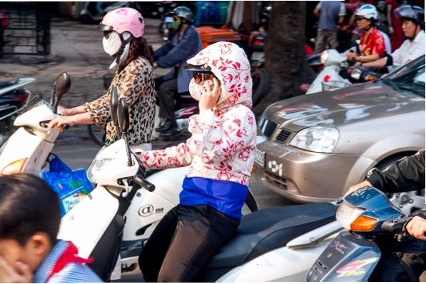 Trang bị đồ bảo hộ khi làm việc ngoài trời nắng nóng