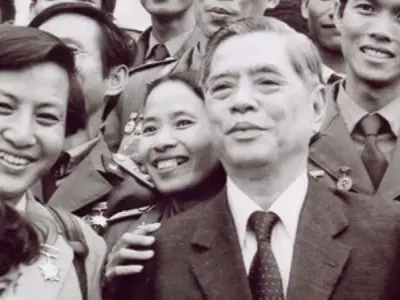 Tiểu sử Nguyễn Văn Linh - Người đưa Việt Nam qua những khó khăn 